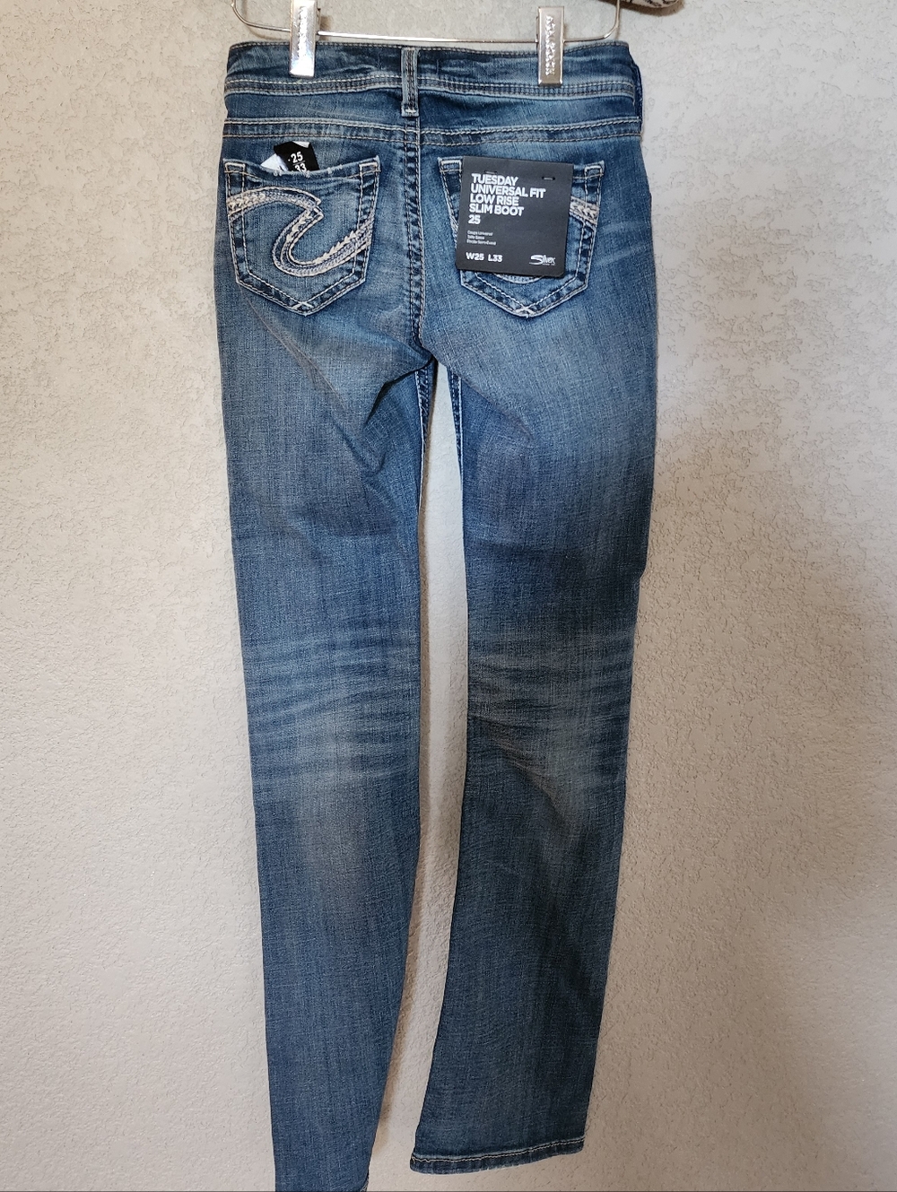 Silver Jeans Tuesday Univeral Fit Low Rise Slim Boot Jeans Size 25 L33 - Picture 4 of 7